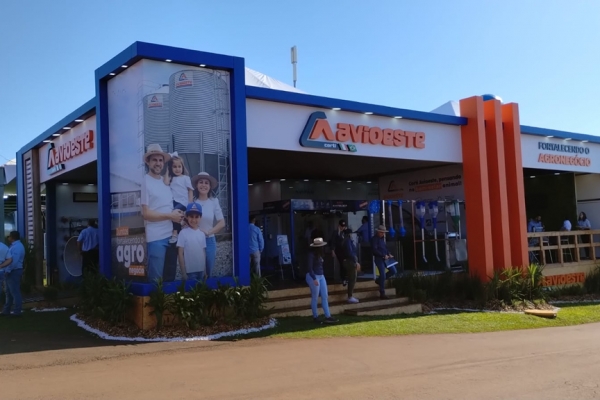 stand-externo-show-rural-2023-avioeste-mwo-2567813DC-F131-A71C-D8C9-ADD22F572C01.jpg