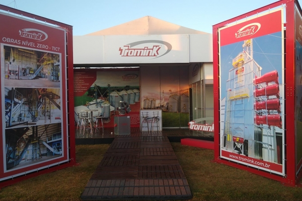 stand-externo-show-rural-2022-tromink-mwo7E91D9CE-27F8-E1E0-E82D-5D0B92A1B5BC.jpg